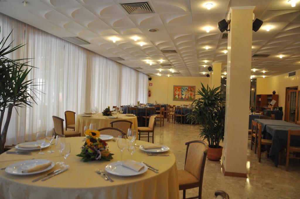 Hotel Terme Di San Vittore 제냐 외부 사진