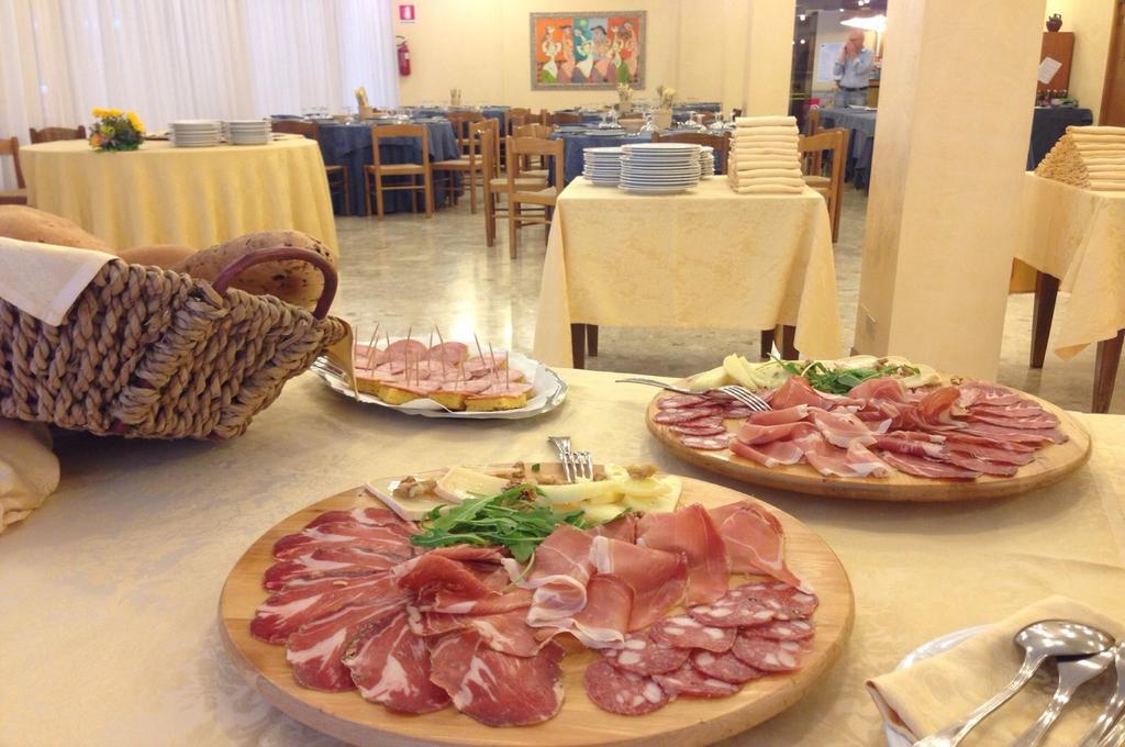 Hotel Terme Di San Vittore 제냐 외부 사진