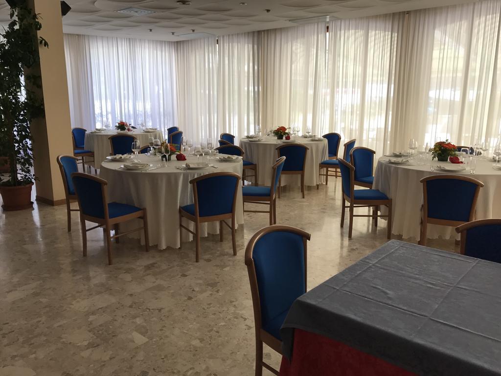 Hotel Terme Di San Vittore 제냐 외부 사진